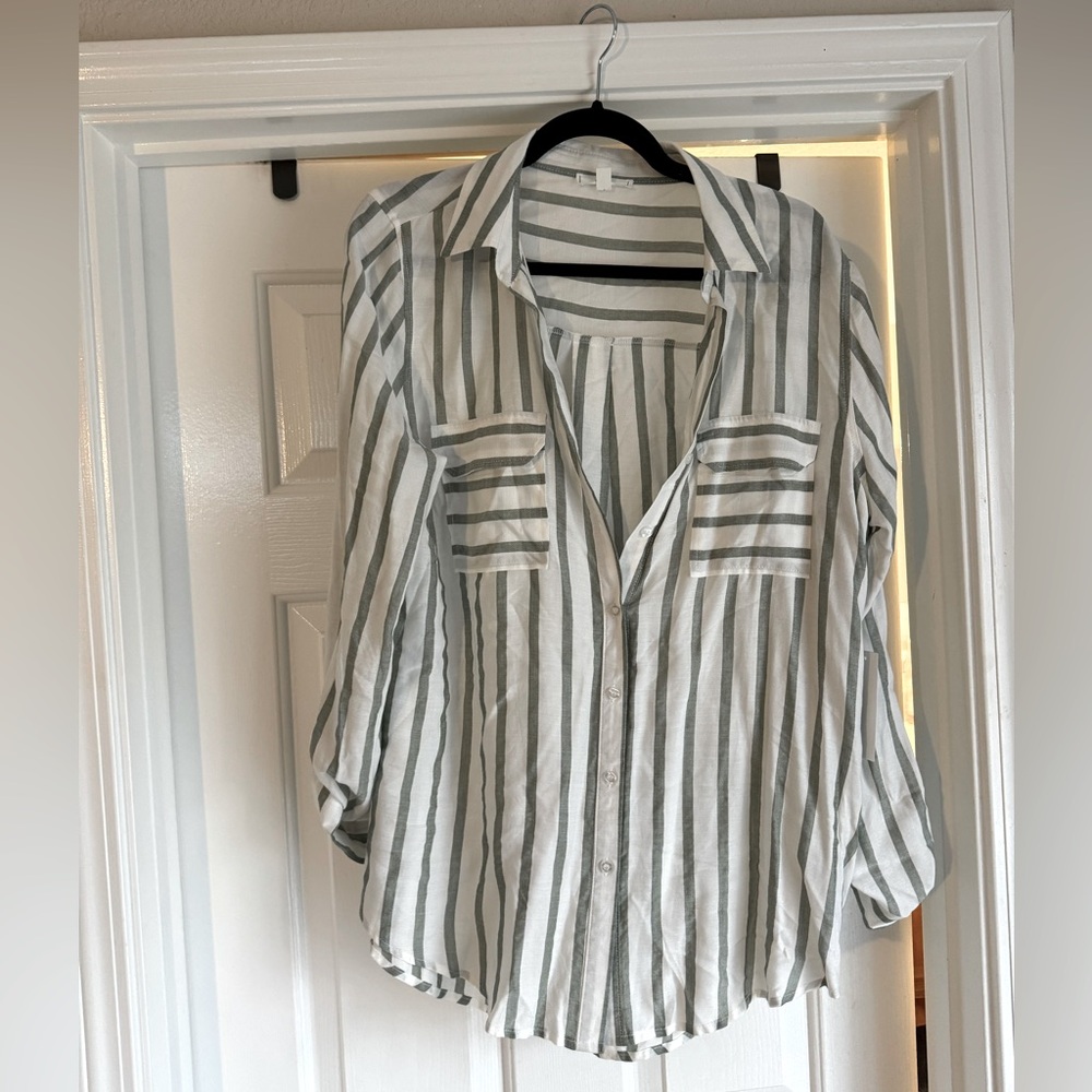 Oversized button up green and white NWT